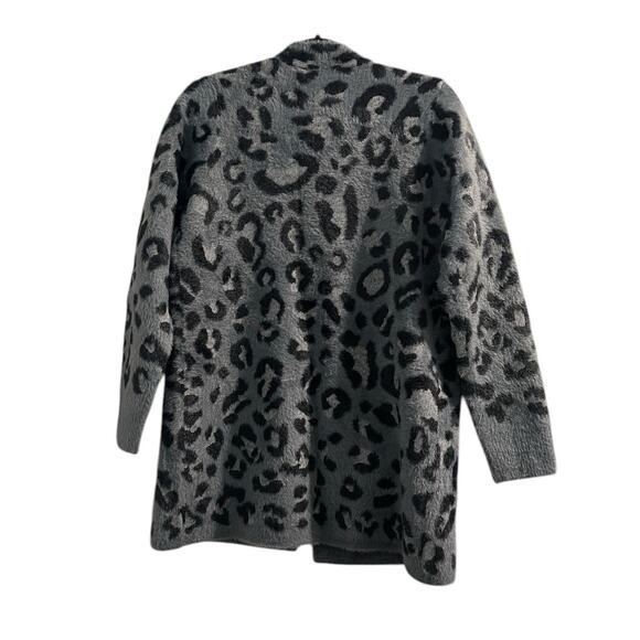 NWOT EVOLUTION by cyrus Open Front Cardigan Sweater Leopard Animal Faux Fur S - Picture 2 of 8